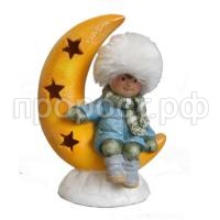 сидит на мес